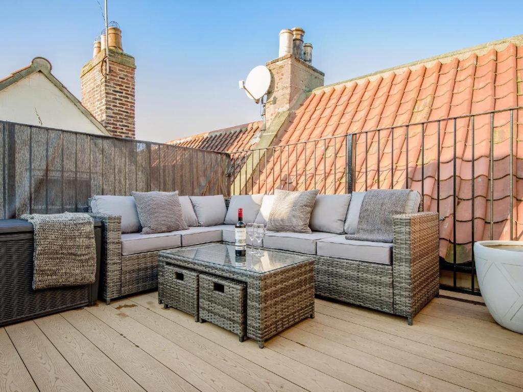 89A Church Street - Luxury One Bed Apartment With Roof Terrace 惠特比 外观 照片